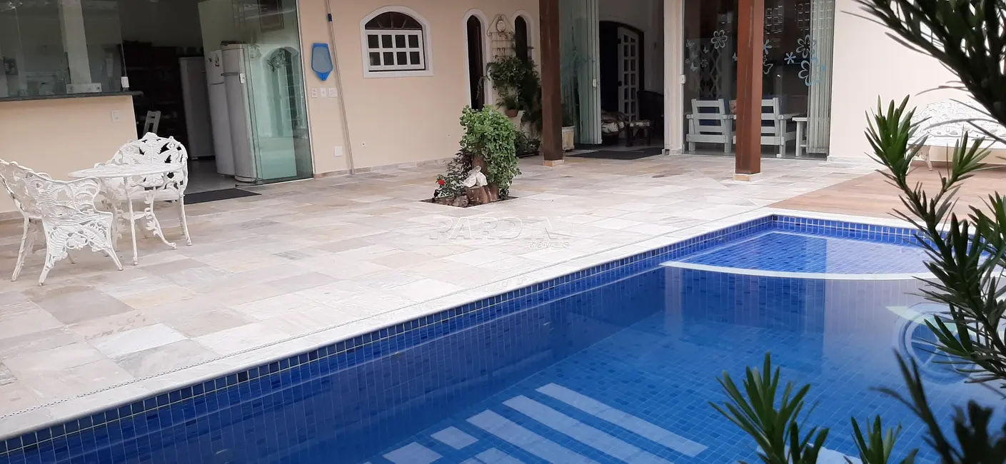 Foto 6 de Casa de Condomínio com 7 quartos à venda, 253m2 em Ubatuba - SP