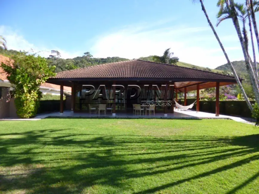 Foto 8 de Casa de Condomínio com 4 quartos à venda, 379m2 em Ubatuba - SP