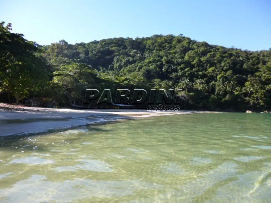Foto 6 de Casa com 3 quartos à venda, 160m2 em Ubatuba - SP
