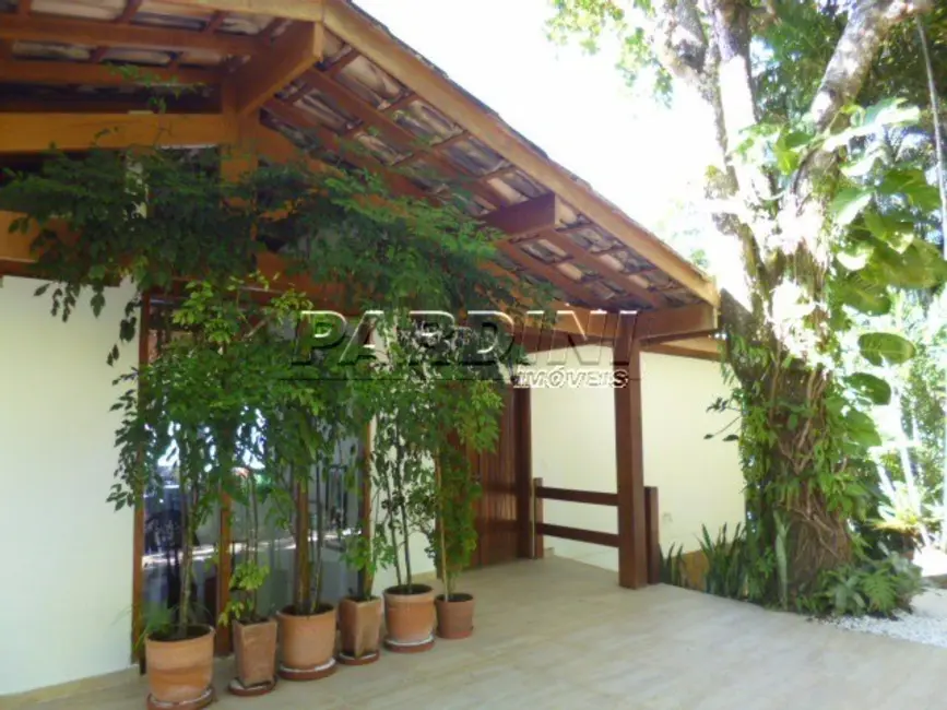 Foto 2 de Casa de Condomínio com 5 quartos à venda, 400m2 em Ubatuba - SP