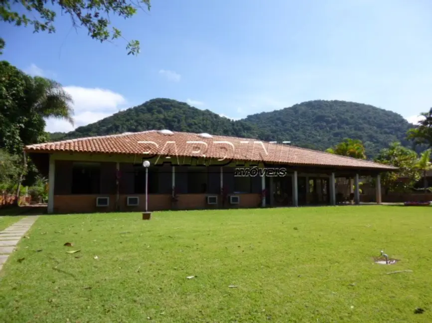 Foto 4 de Casa de Condomínio com 4 quartos à venda, 514m2 em Ubatuba - SP