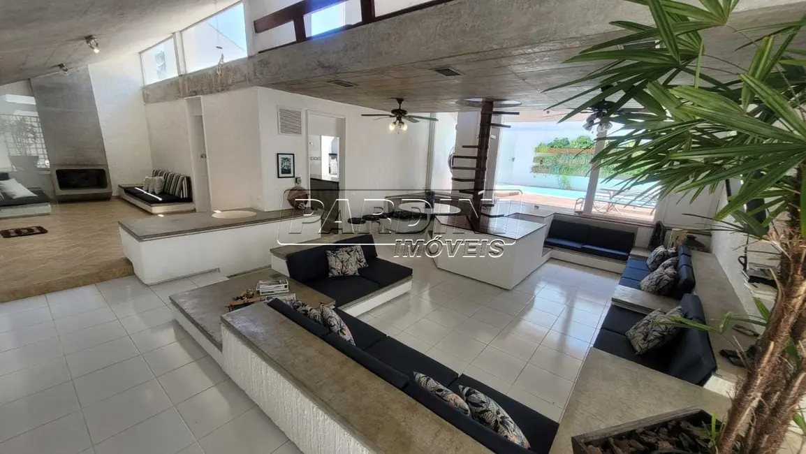 Foto 8 de Casa de Condomínio com 4 quartos à venda, 195m2 em Ubatuba - SP