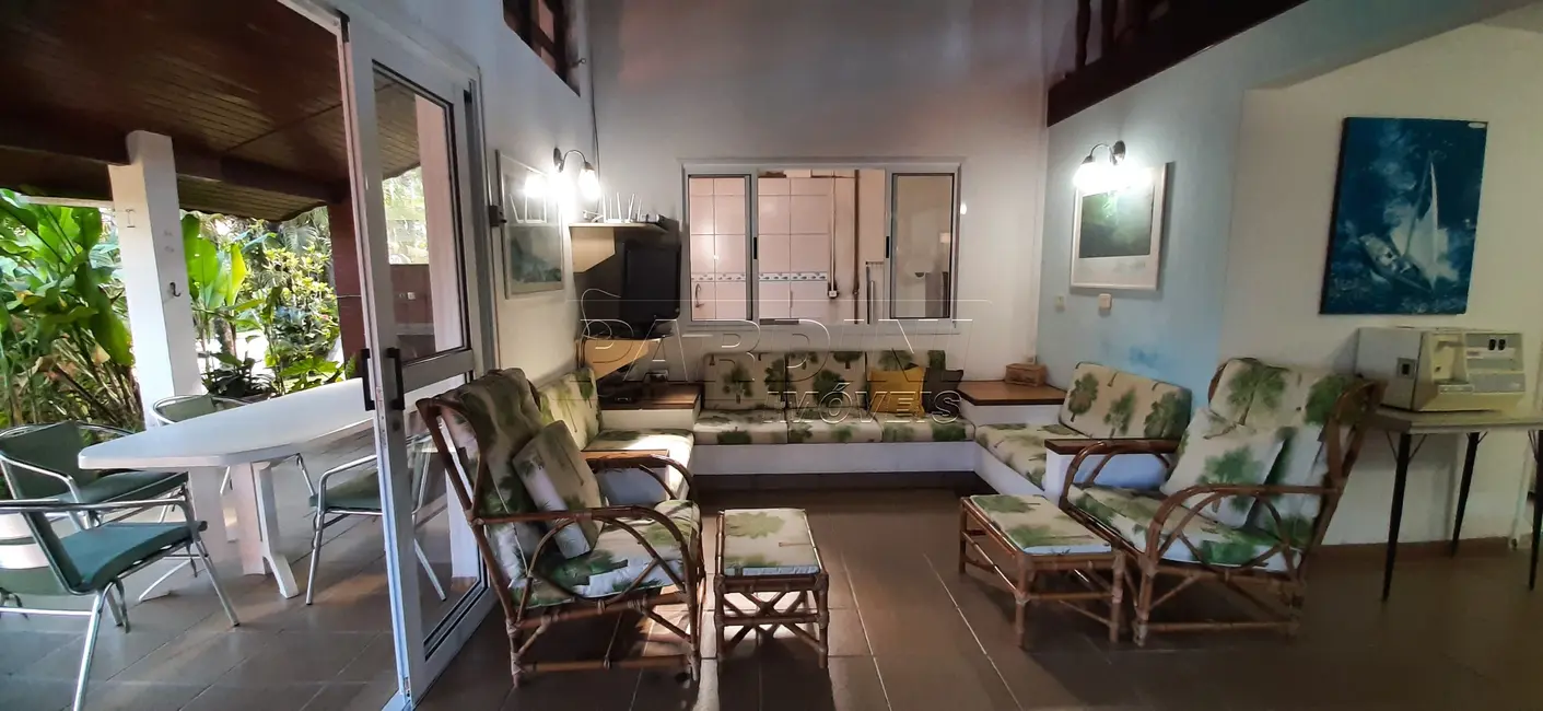 Foto 9 de Casa de Condomínio com 3 quartos à venda, 120m2 em Ubatuba - SP