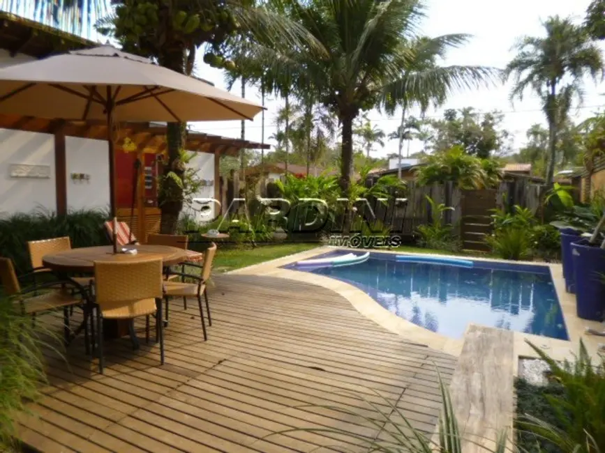 Foto 1 de Casa de Condomínio com 5 quartos à venda, 220m2 em Ubatuba - SP