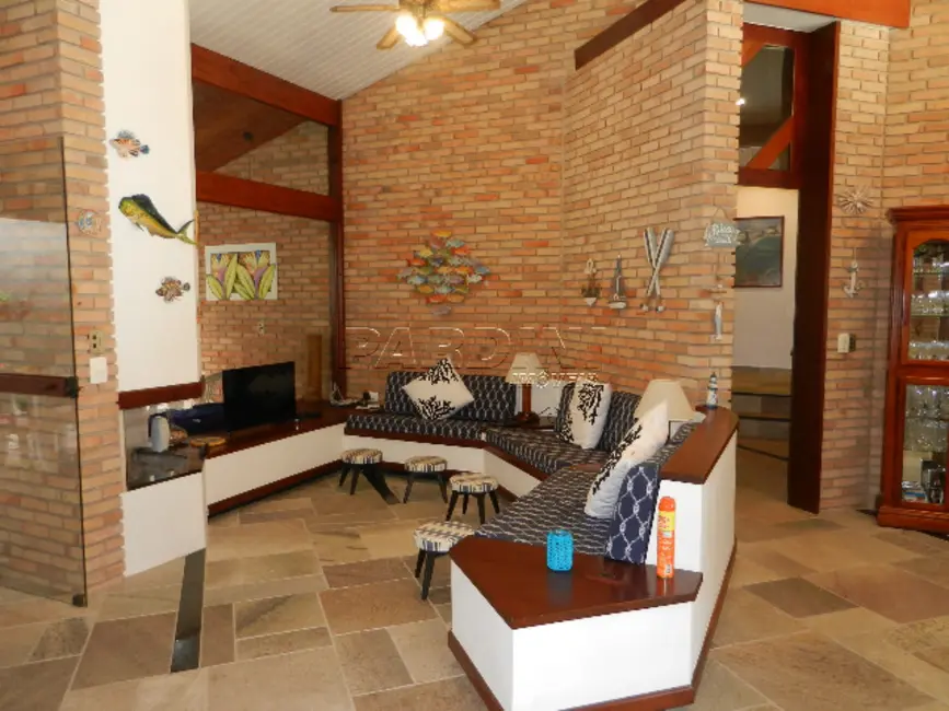 Foto 8 de Casa de Condomínio com 5 quartos à venda, 220m2 em Ubatuba - SP