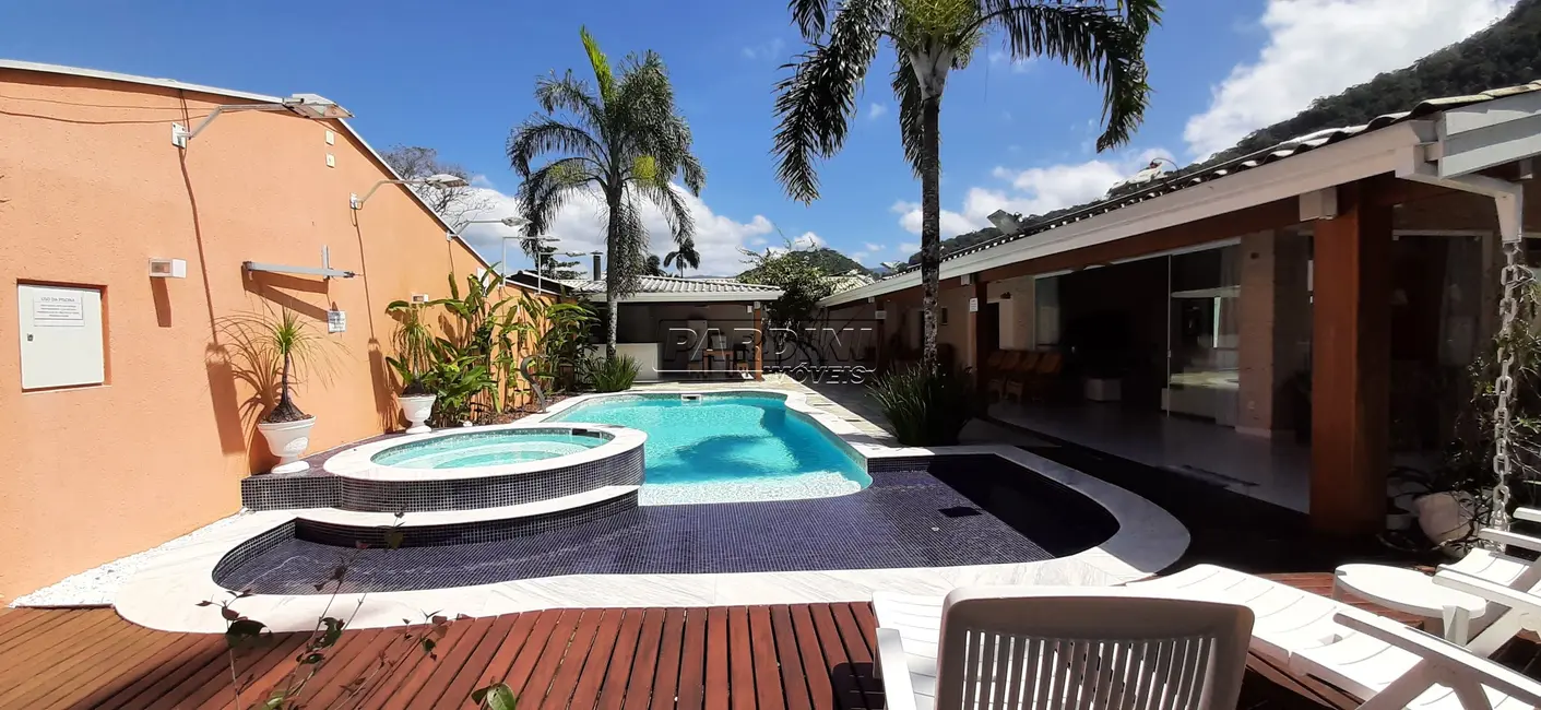 Casa de Condomínio com 4 quartos à venda, 200m2 em Ubatuba - SP - imagem 1 Foto 1 de Casa de Condomínio com 4 quartos à venda, 200m2 em Ubatuba - SP