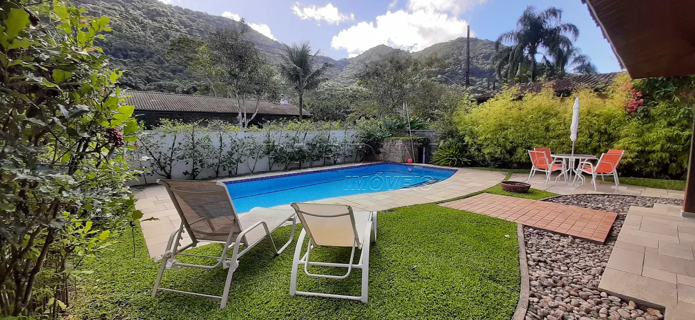 Foto 5 de Casa de Condomínio com 3 quartos à venda, 180m2 em Ubatuba - SP