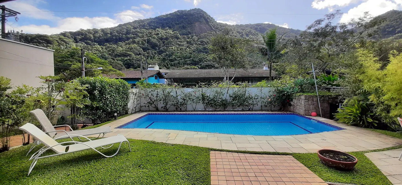 Foto 4 de Casa de Condomínio com 3 quartos à venda, 180m2 em Ubatuba - SP