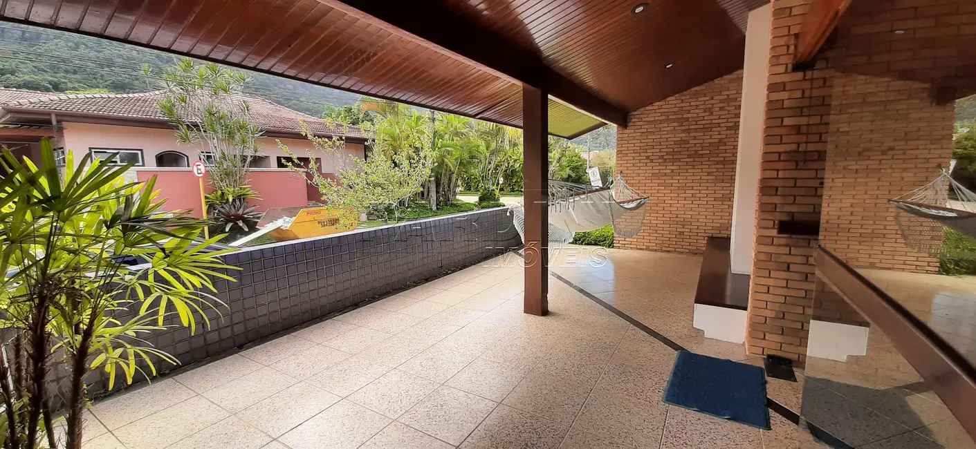 Foto 7 de Casa de Condomínio com 5 quartos à venda em Ubatuba - SP