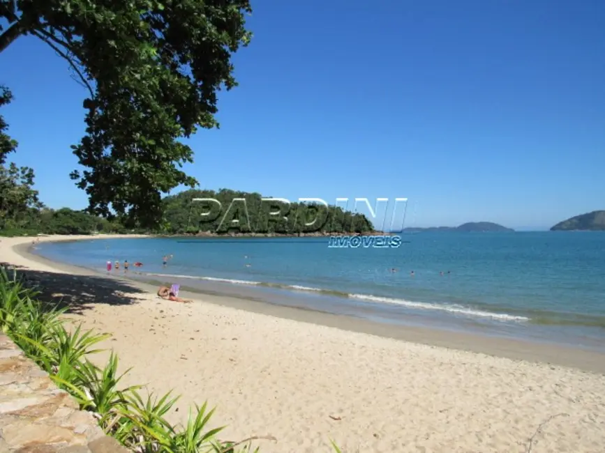 Foto 3 de Casa de Condomínio com 5 quartos à venda, 1200m2 em Ubatuba - SP