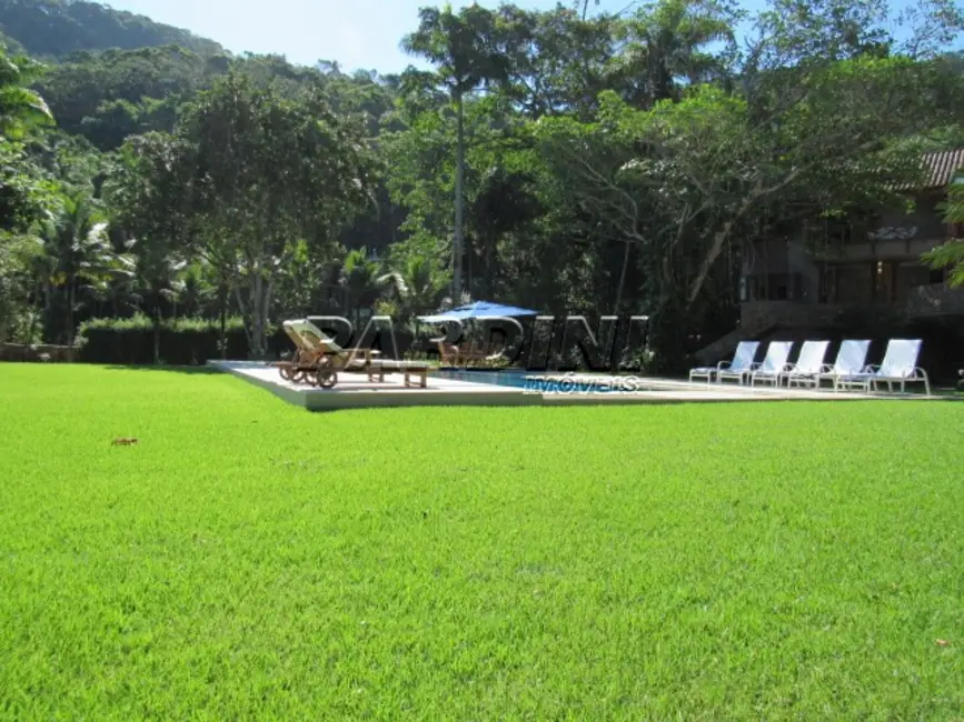 Foto 8 de Casa de Condomínio com 5 quartos à venda, 1200m2 em Ubatuba - SP