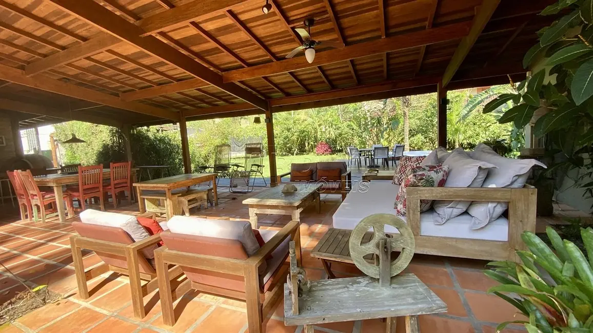 Foto 2 de Casa de Condomínio com 5 quartos à venda, 600m2 em Ubatuba - SP