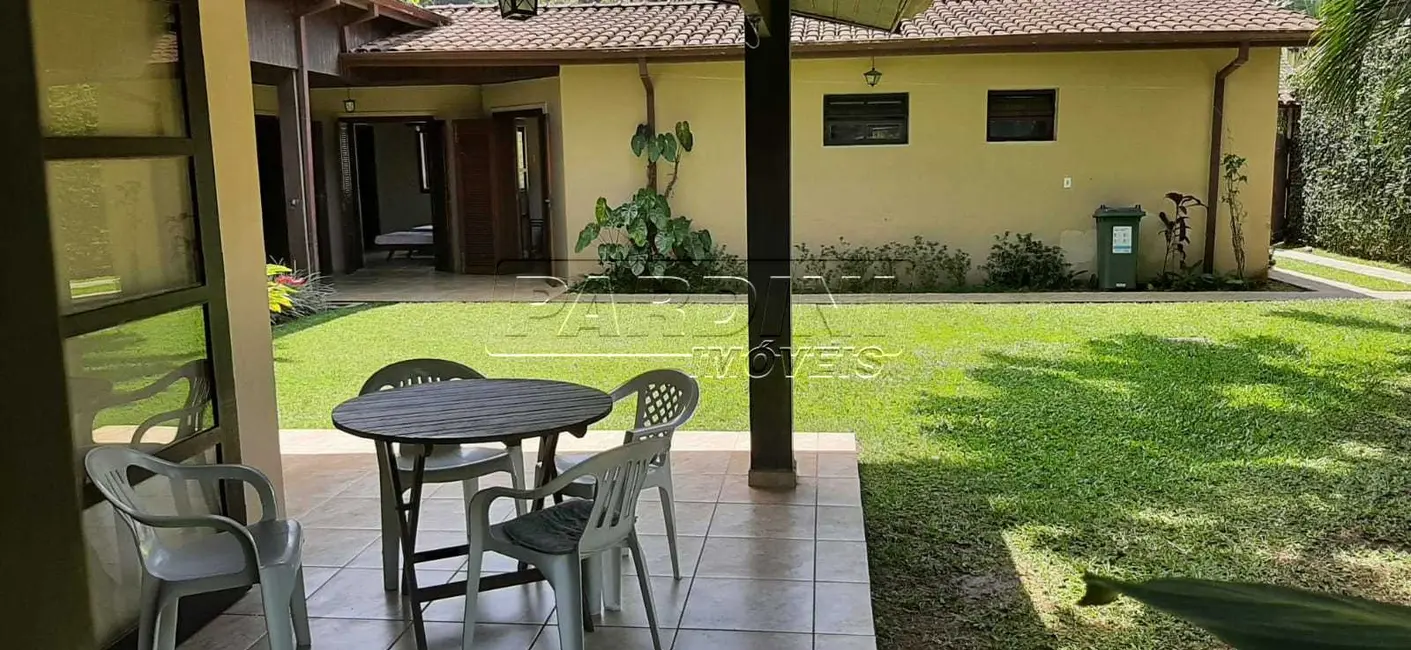 Foto 6 de Casa de Condomínio com 4 quartos à venda, 233m2 em Ubatuba - SP