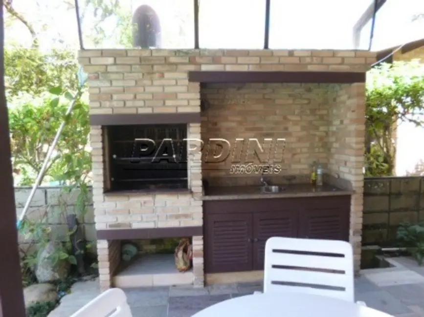 Foto 9 de Casa de Condomínio com 6 quartos à venda, 200m2 em Ubatuba - SP