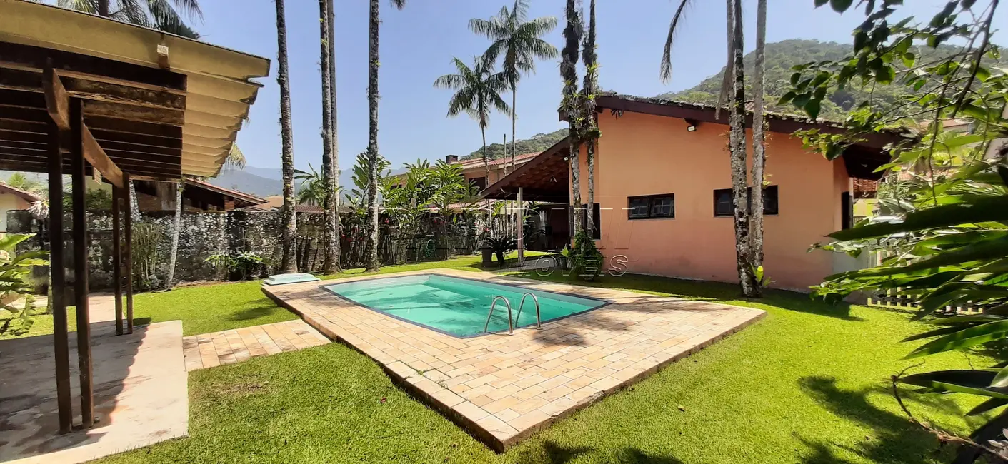 Foto 2 de Casa de Condomínio com 4 quartos à venda, 270m2 em Ubatuba - SP