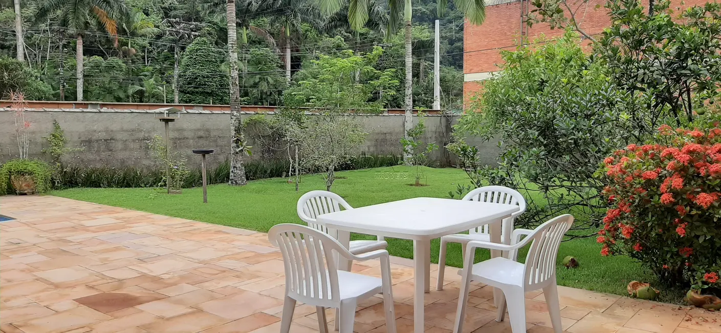 Foto 9 de Casa de Condomínio com 4 quartos à venda em Ubatuba - SP