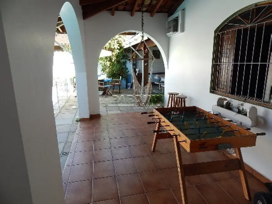 Foto 9 de Casa com 4 quartos à venda, 292m2 em Ubatuba - SP