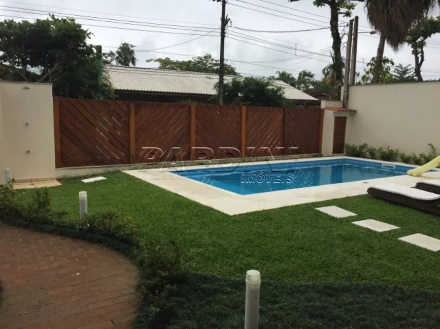 Foto 1 de Casa de Condomínio com 5 quartos à venda, 385m2 em Ubatuba - SP