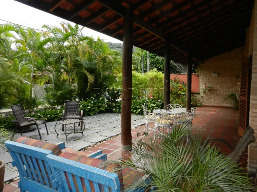 Foto 6 de Casa de Condomínio com 5 quartos à venda, 240m2 em Ubatuba - SP
