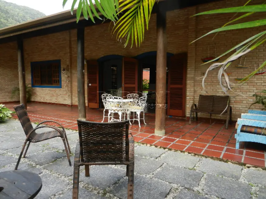 Foto 5 de Casa de Condomínio com 5 quartos à venda, 240m2 em Ubatuba - SP