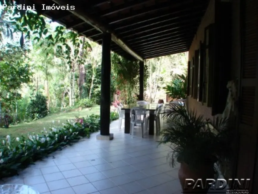 Casa com 4 quartos à venda, 300m2 em Ubatuba - SP - imagem 7 Foto 7 de Casa com 4 quartos à venda, 300m2 em Ubatuba - SP