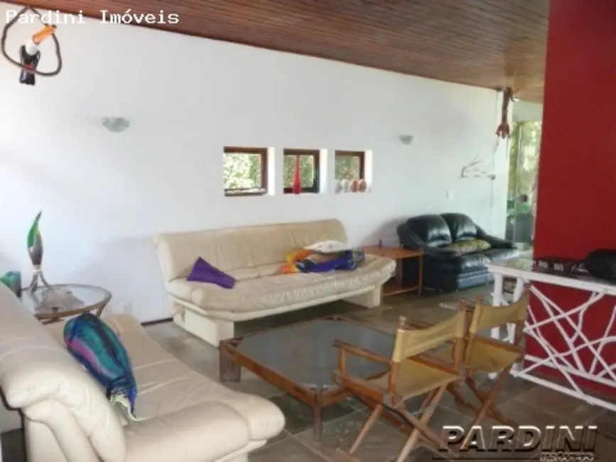 Foto 3 de Casa de Condomínio com 5 quartos à venda, 360m2 em Ubatuba - SP