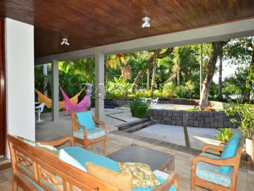 Foto 1 de Casa de Condomínio com 5 quartos à venda, 360m2 em Ubatuba - SP