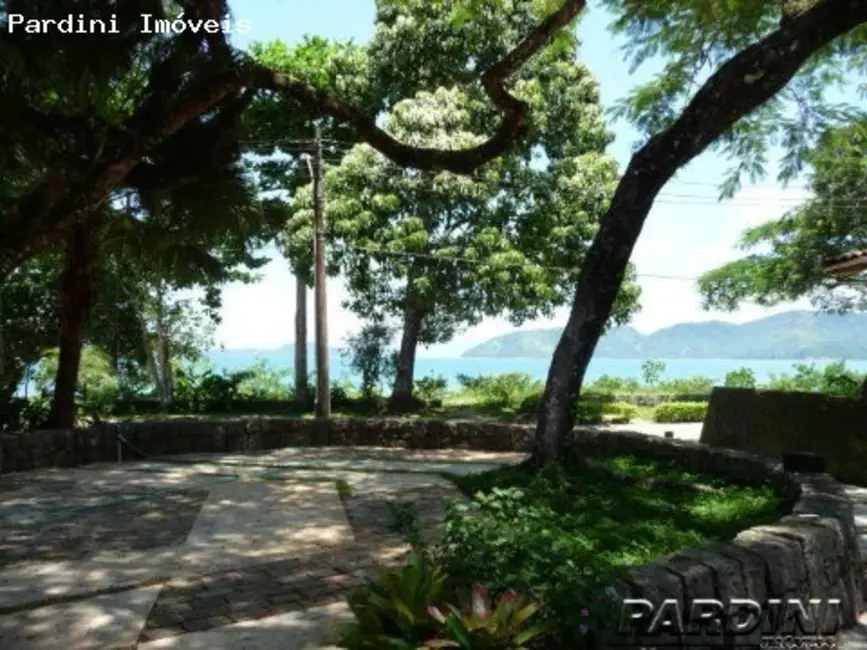 Foto 9 de Casa de Condomínio com 5 quartos à venda, 360m2 em Ubatuba - SP