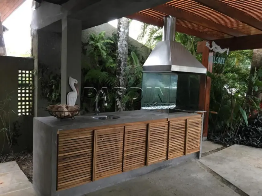 Foto 2 de Casa de Condomínio com 5 quartos à venda, 360m2 em Ubatuba - SP
