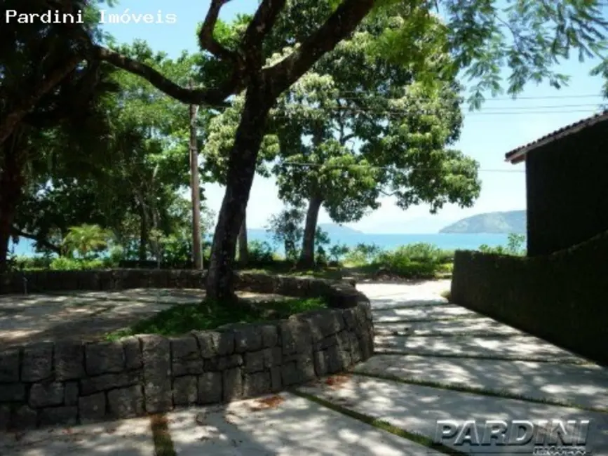 Foto 8 de Casa de Condomínio com 5 quartos à venda, 360m2 em Ubatuba - SP