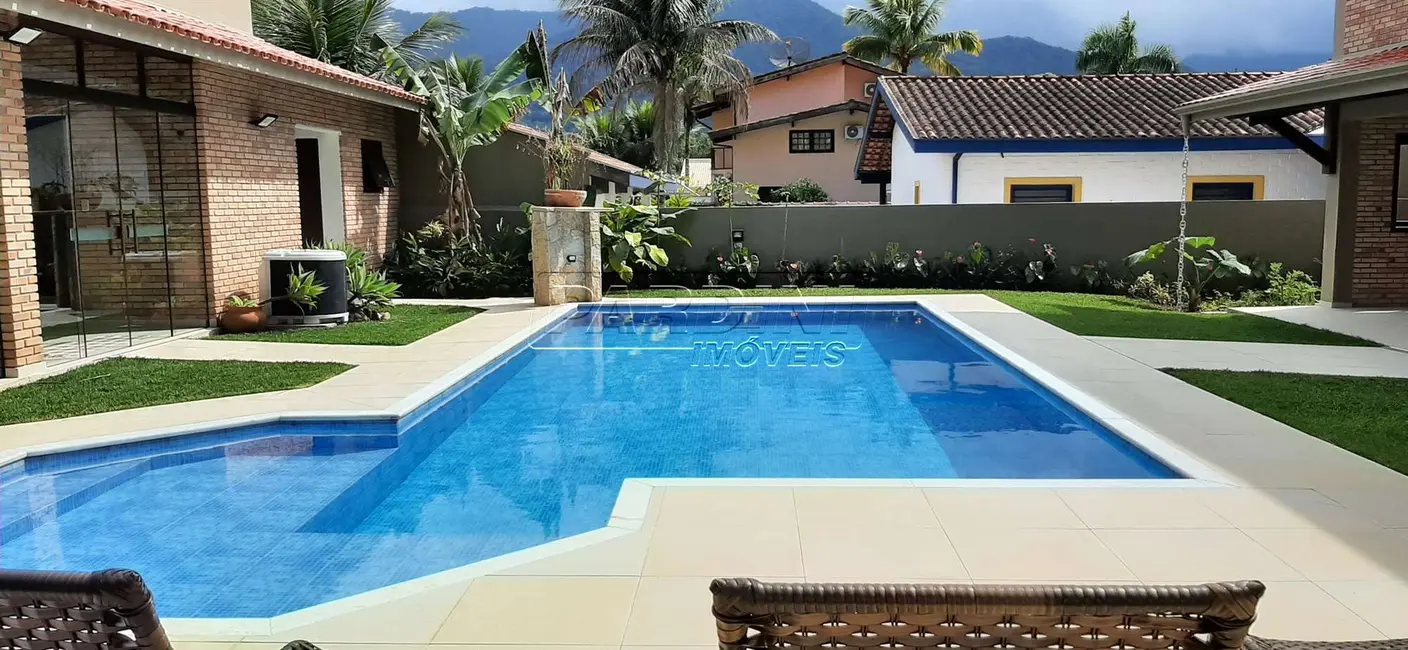 Foto 5 de Casa de Condomínio com 6 quartos à venda, 361m2 em Ubatuba - SP