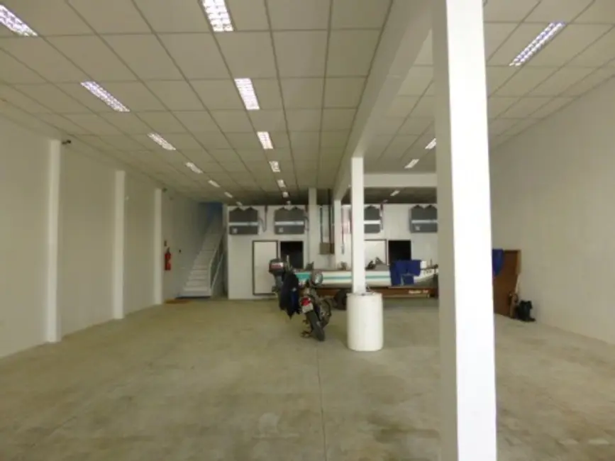 Foto 4 de Loja à venda, 344m2 em Ubatuba - SP