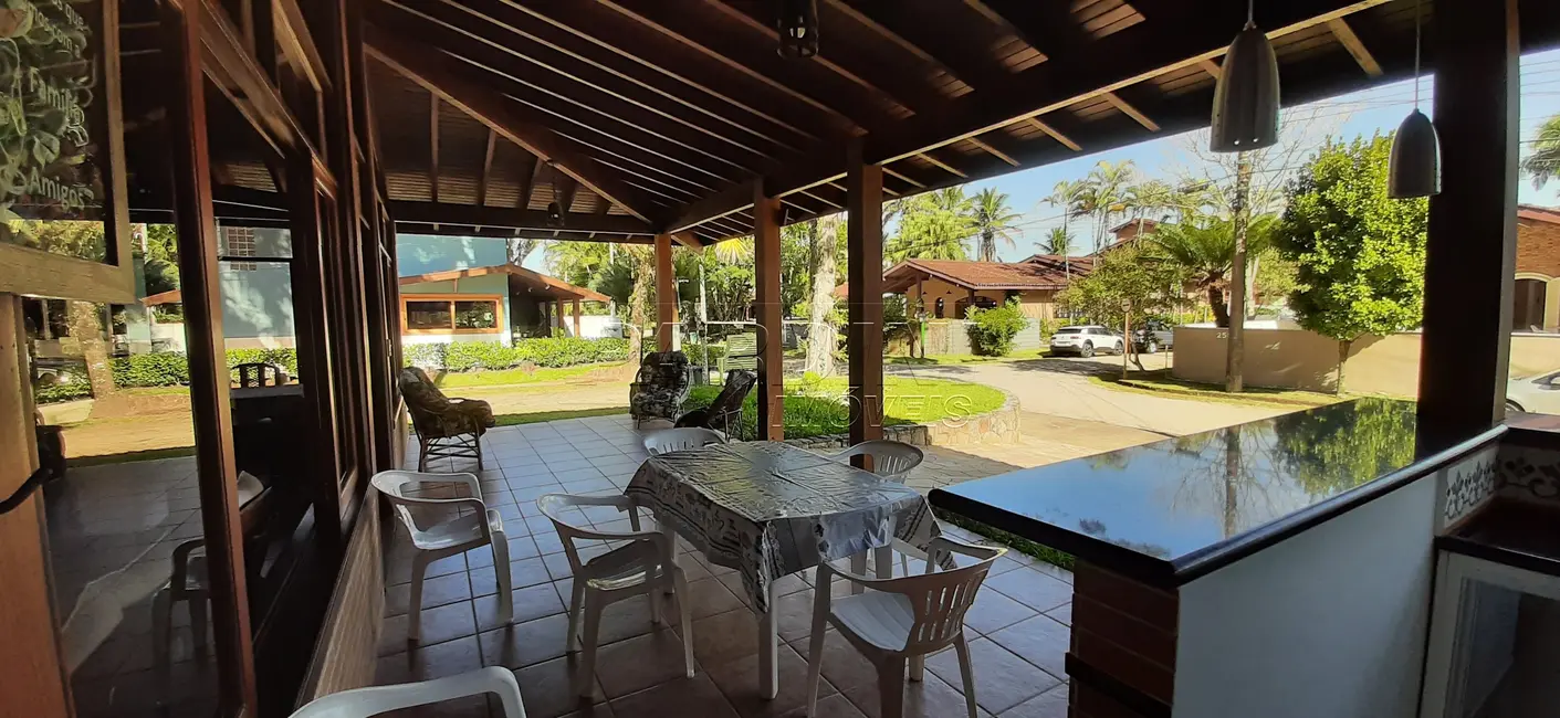 Foto 6 de Casa de Condomínio com 4 quartos à venda, 210m2 em Ubatuba - SP