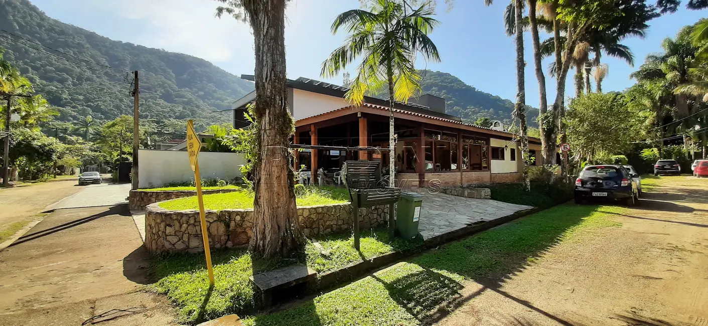 Foto 2 de Casa de Condomínio com 4 quartos à venda, 210m2 em Ubatuba - SP