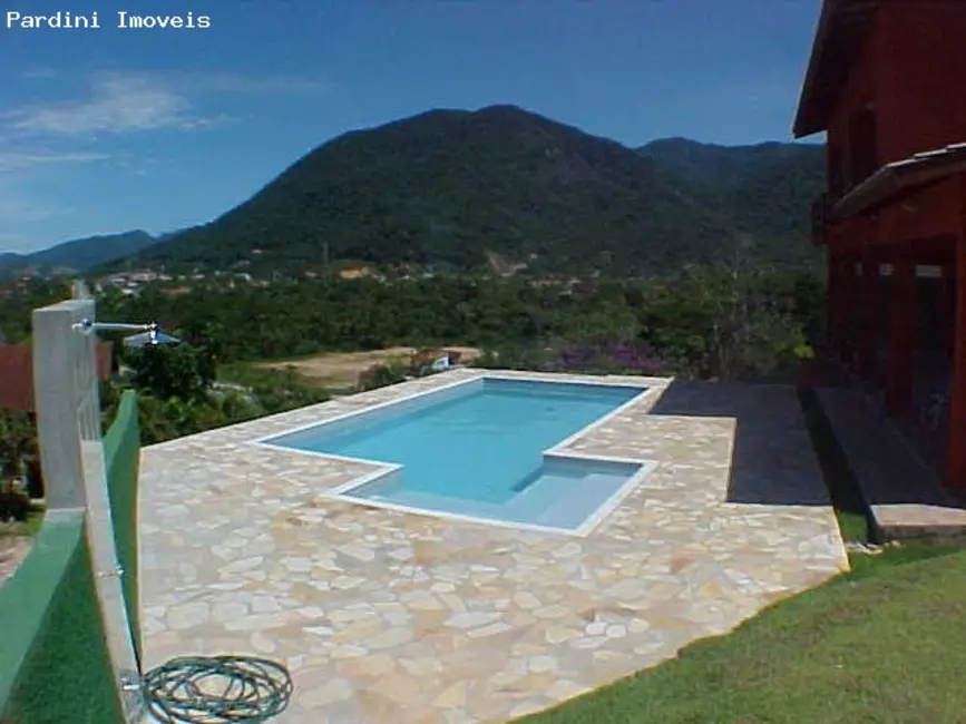 Foto 5 de Casa de Condomínio com 3 quartos à venda em Ubatuba - SP