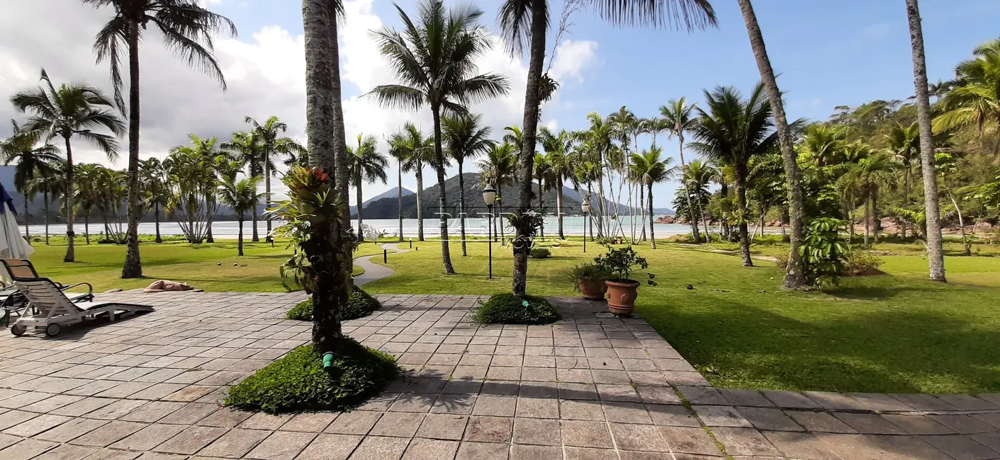 Foto 6 de Casa de Condomínio com 7 quartos à venda, 750m2 em Ubatuba - SP