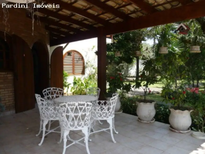 Foto 8 de Casa com 4 quartos à venda, 300m2 em Ubatuba - SP