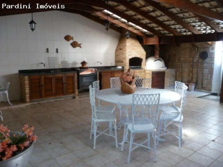 Foto 5 de Casa com 4 quartos à venda, 300m2 em Ubatuba - SP