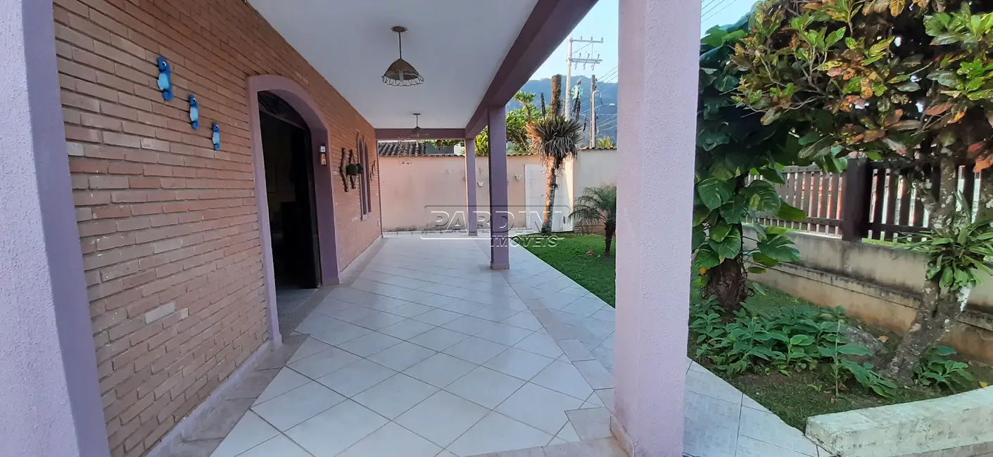 Foto 7 de Casa com 4 quartos à venda, 234m2 em Ubatuba - SP