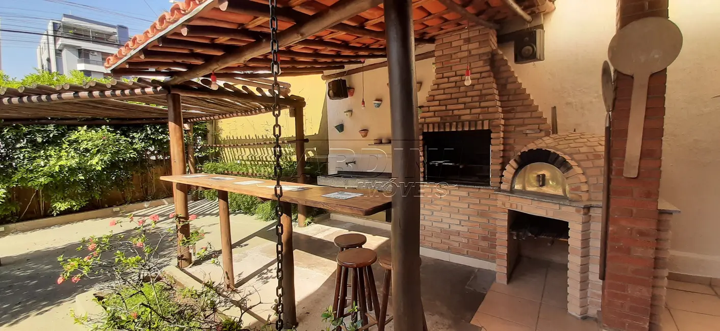 Foto 1 de Casa com 4 quartos para alugar, 210m2 em Ubatuba - SP