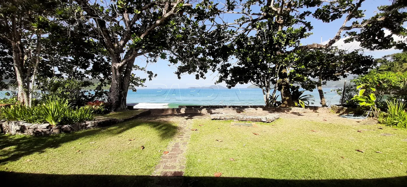 Foto 4 de Casa de Condomínio com 6 quartos à venda, 370m2 em Ubatuba - SP