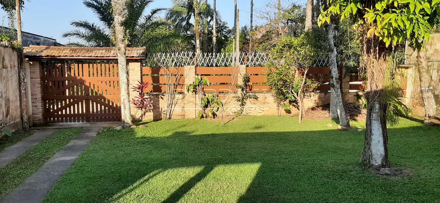 Foto 8 de Casa com 4 quartos à venda, 150m2 em Ubatuba - SP