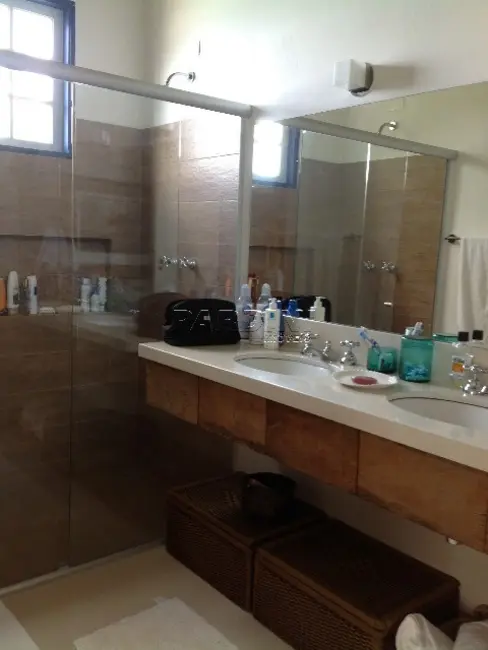 Foto 3 de Casa com 4 quartos à venda em Ubatuba - SP