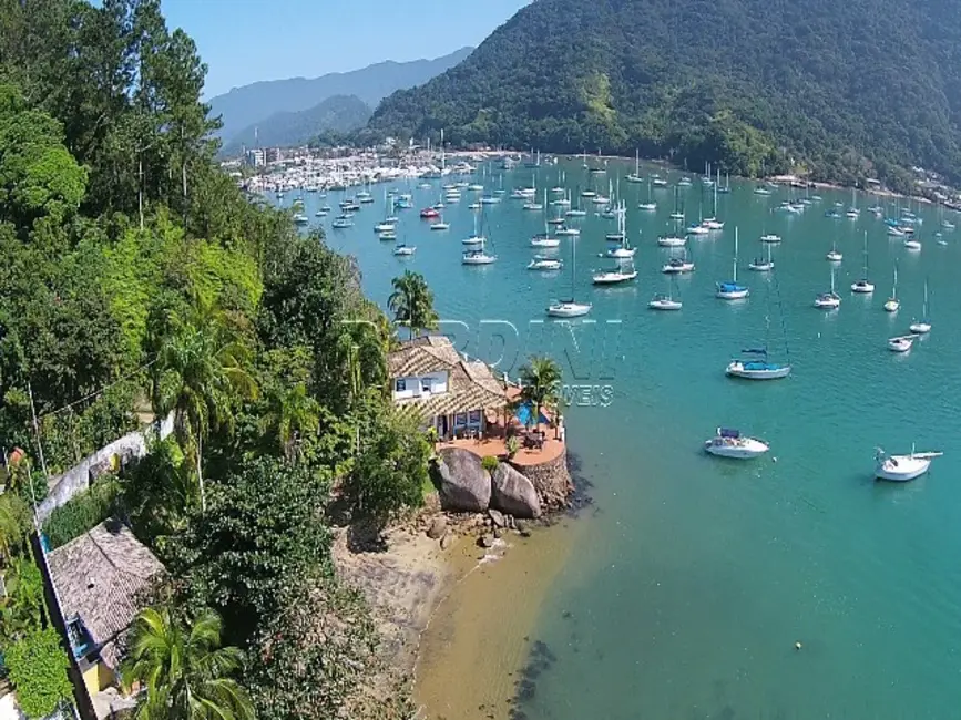Foto 9 de Casa com 4 quartos à venda em Ubatuba - SP