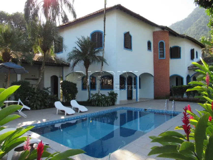 Casa com 4 quartos à venda, 200m2 em Ubatuba - SP - imagem 3 Foto 3 de Casa com 4 quartos à venda, 200m2 em Ubatuba - SP