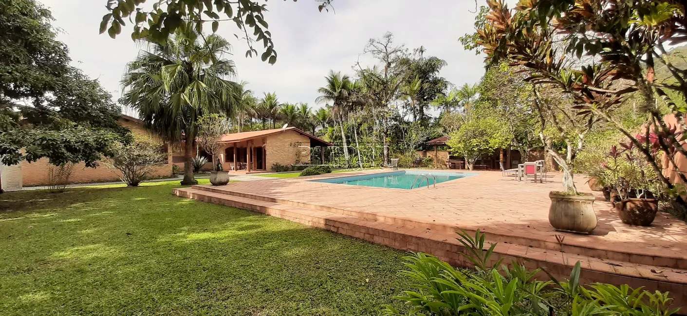 Foto 2 de Casa de Condomínio com 5 quartos à venda, 302m2 em Ubatuba - SP