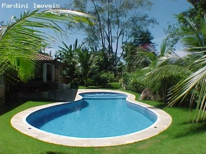 Foto 4 de Casa de Condomínio com 5 quartos à venda, 320m2 em Ubatuba - SP