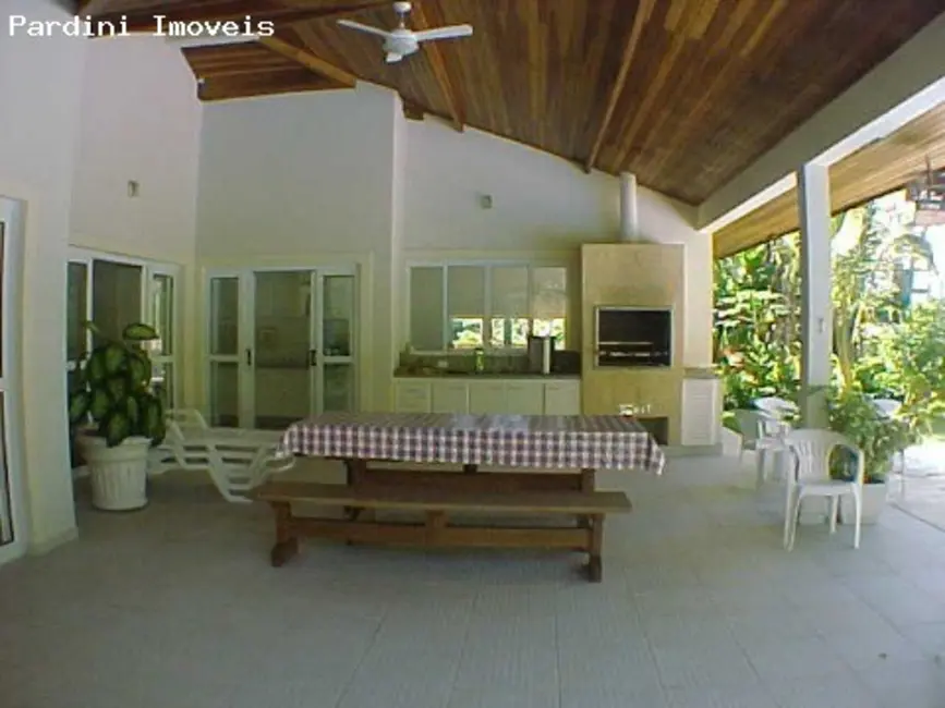 Foto 9 de Casa de Condomínio com 5 quartos à venda, 320m2 em Ubatuba - SP