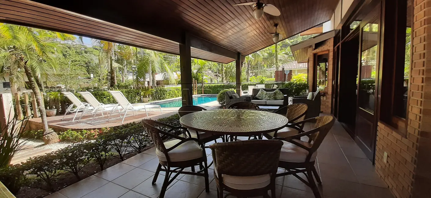 Foto 9 de Casa de Condomínio com 4 quartos à venda, 251m2 em Ubatuba - SP