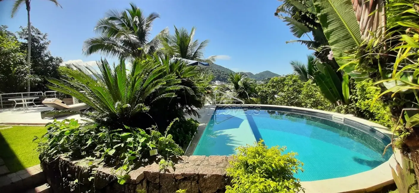 Foto 6 de Casa de Condomínio com 5 quartos à venda, 200m2 em Ubatuba - SP